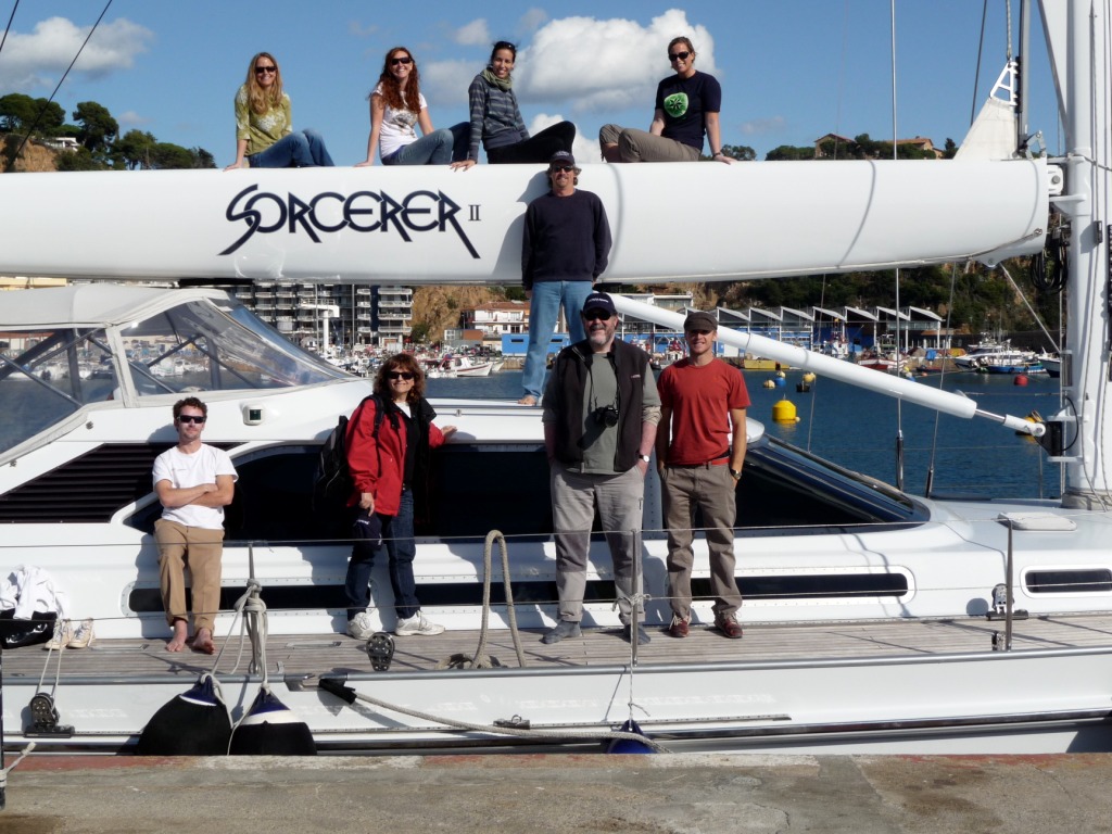 Sampling team in Blanes 2009. On the boom: Sarah Dyste, Sorcerer II logistics coordinator, Bea Diez, ICM, Elli, ICM, me, on deck: Chris Dupont, JCVI, Dolors Vaqué, ICM, Pep Gasol, ICM, Jeremy Niles, Sorcerer II crew, in the middle: Captain Charlie Howard.